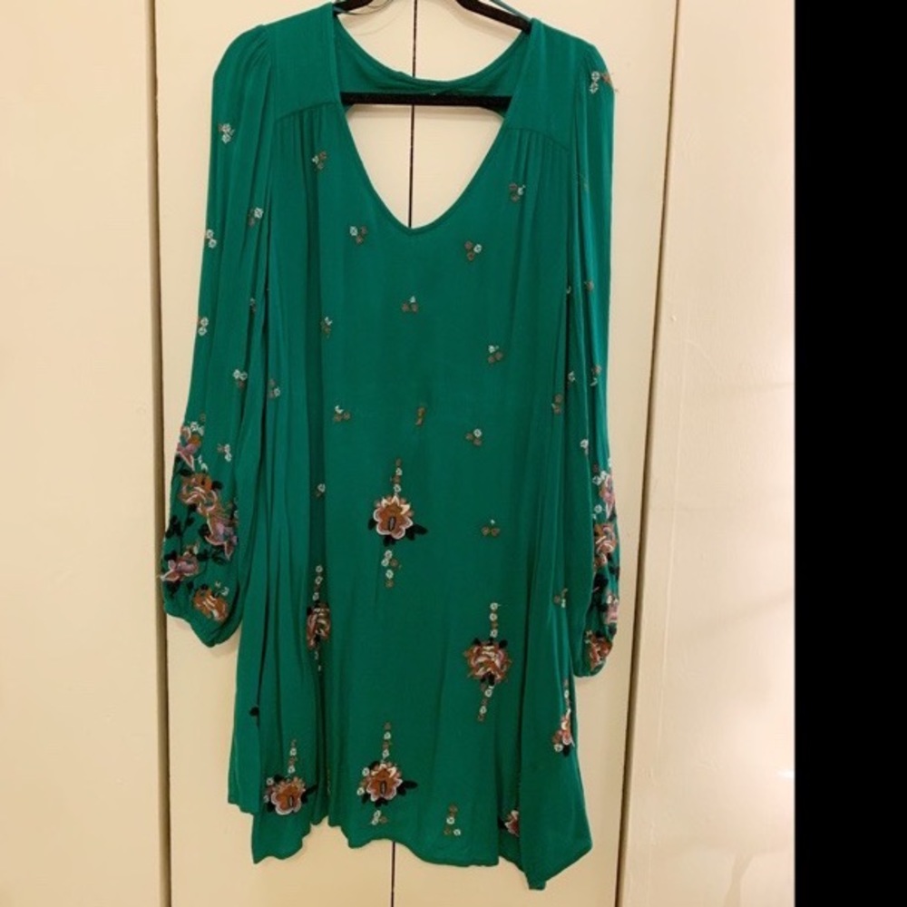 EUC Free People Floral shift dress-size L
